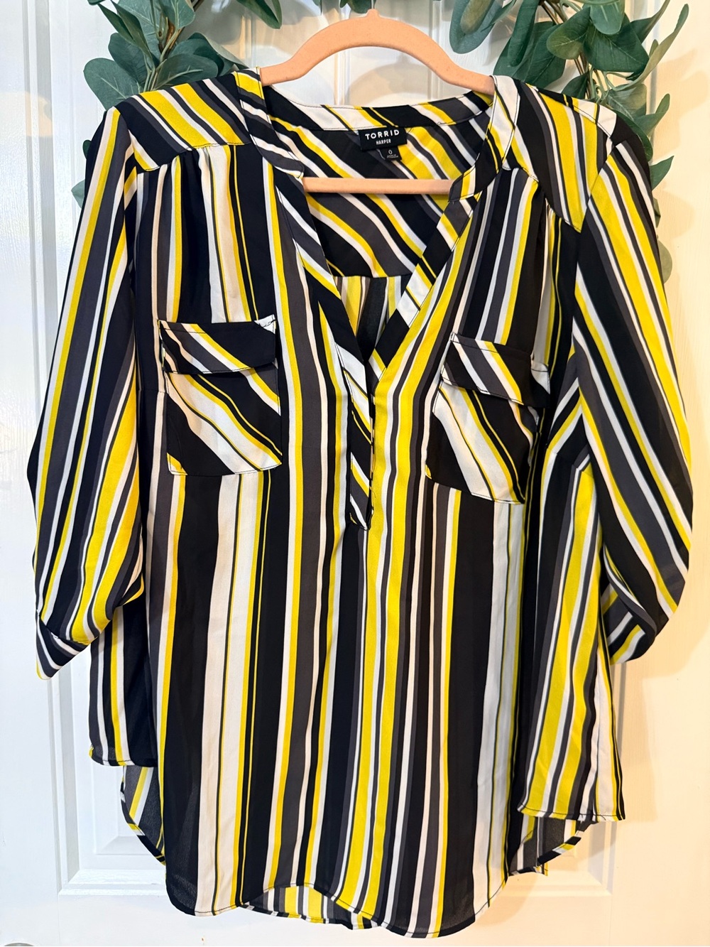 🌿4/$25 • Torrid Harper Black & Yellow Striped Georgette Blouse